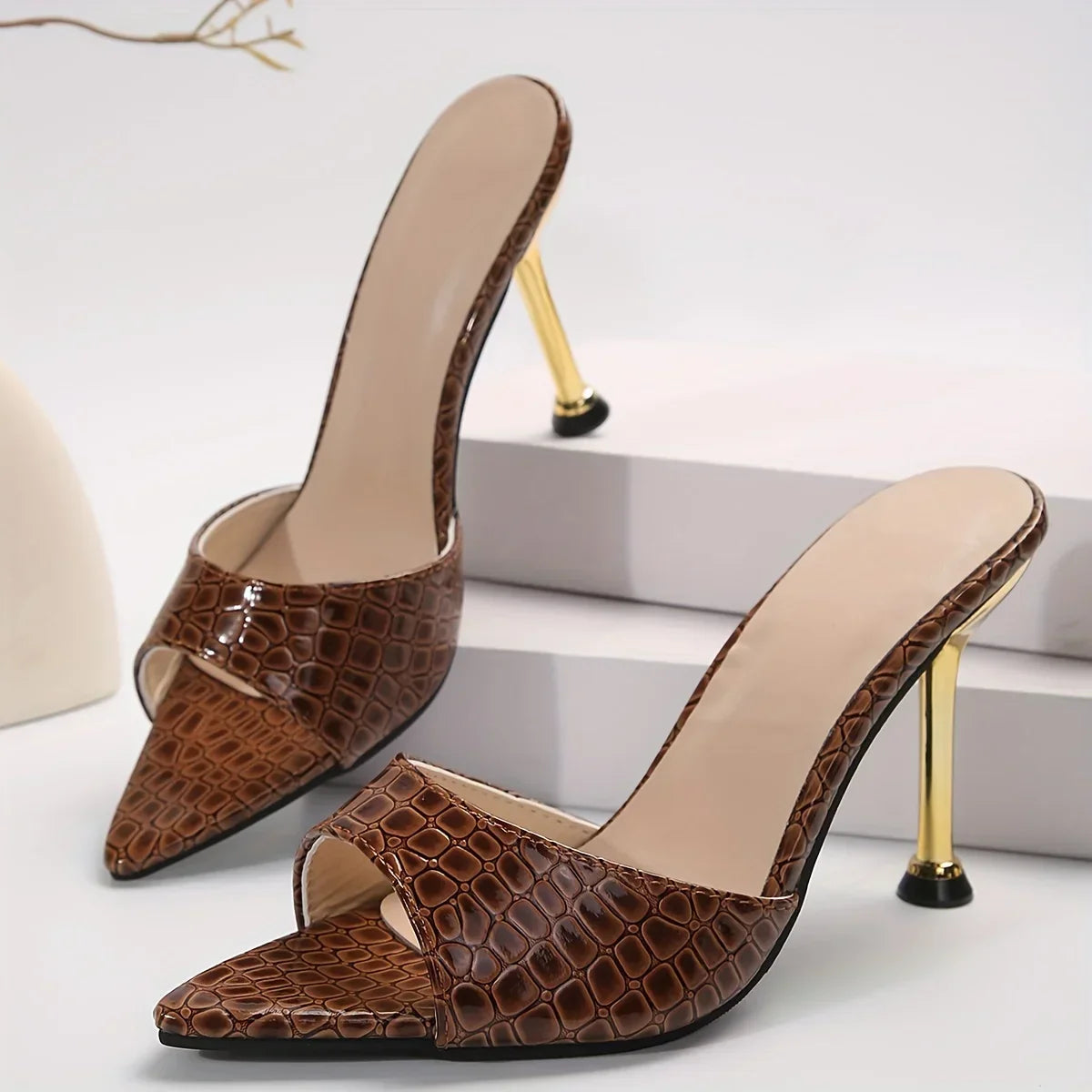 Verlisse Croc Heels